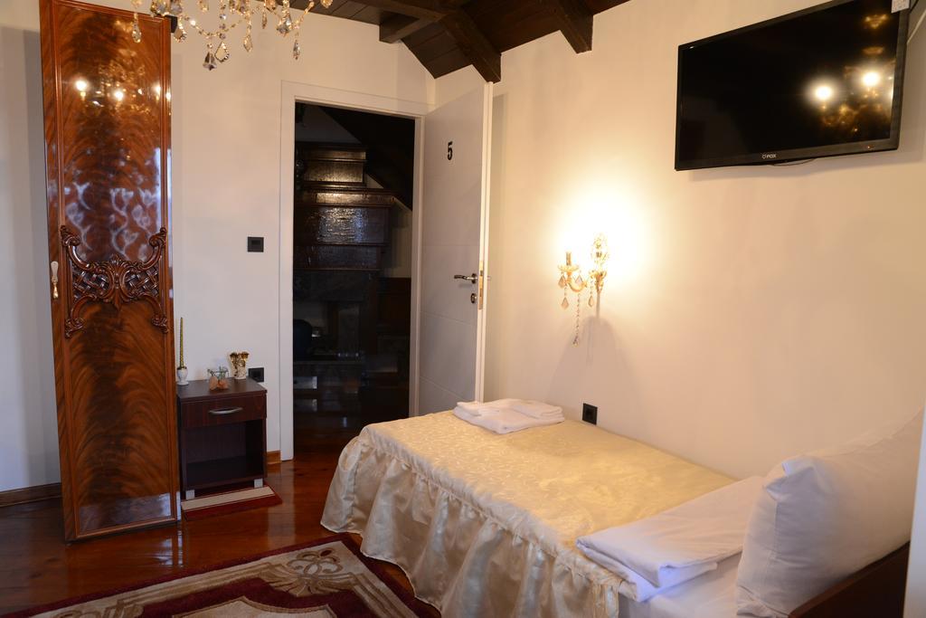 Apartmani Vivaldi Nis Room photo